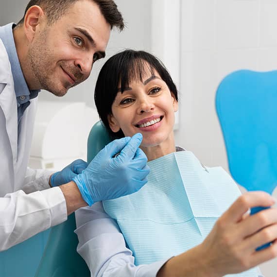 Cosmetic Dentures in Vancouver