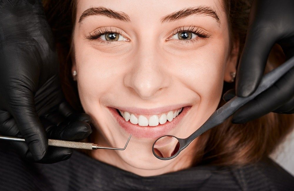 Smile Makeovers: What Goes Into a Full Cosmetic Dentistry Plan